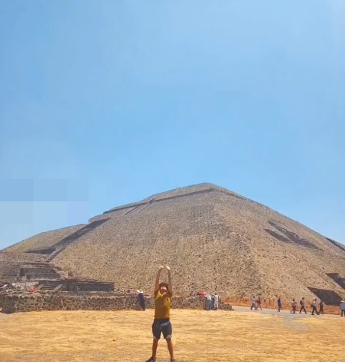 Inteligencia artificial dibuja la "otra cara" de la pirámide del Sol