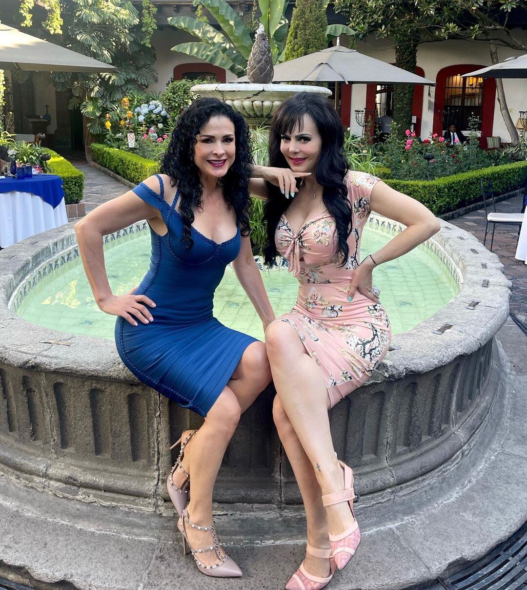 Lourdes Munguia y Maribel Guardia.