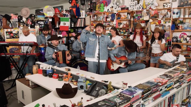 Grupo Frontera en su primer Tiny Desk