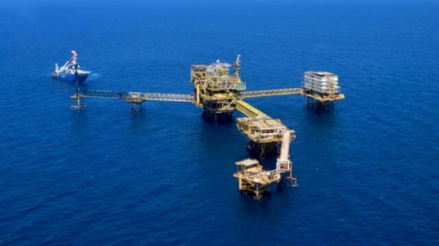 Pemex aumenta exportaciones de crudo súper ligero