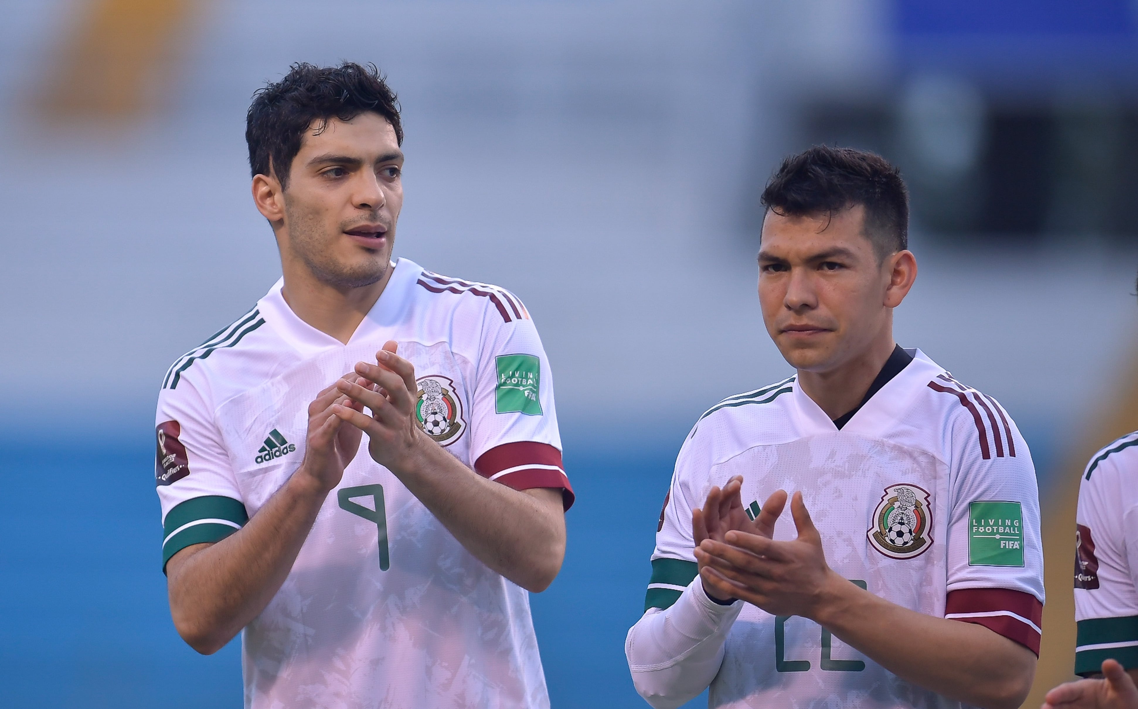 Raúl Jiménez y Chucky Lozano