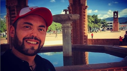 Teme Mauricio Clark ir a la cárcel por impartir terapias de conversión