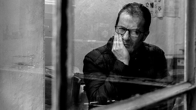 Te decimos quién es el periodista Ernesto Ledesma, director de Rompeviento TV