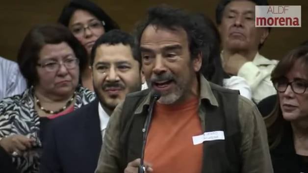 Damián Alcázar pide licencia a la Asamblea Constituyente