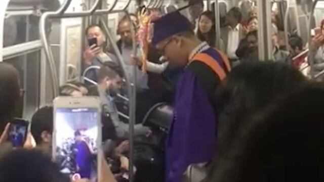 Graduación en el Metro