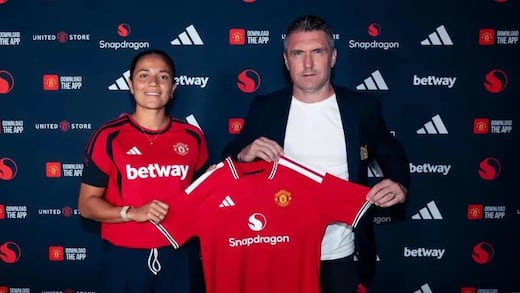 Rebeca Bernal es nueva jugadora del Manchester United