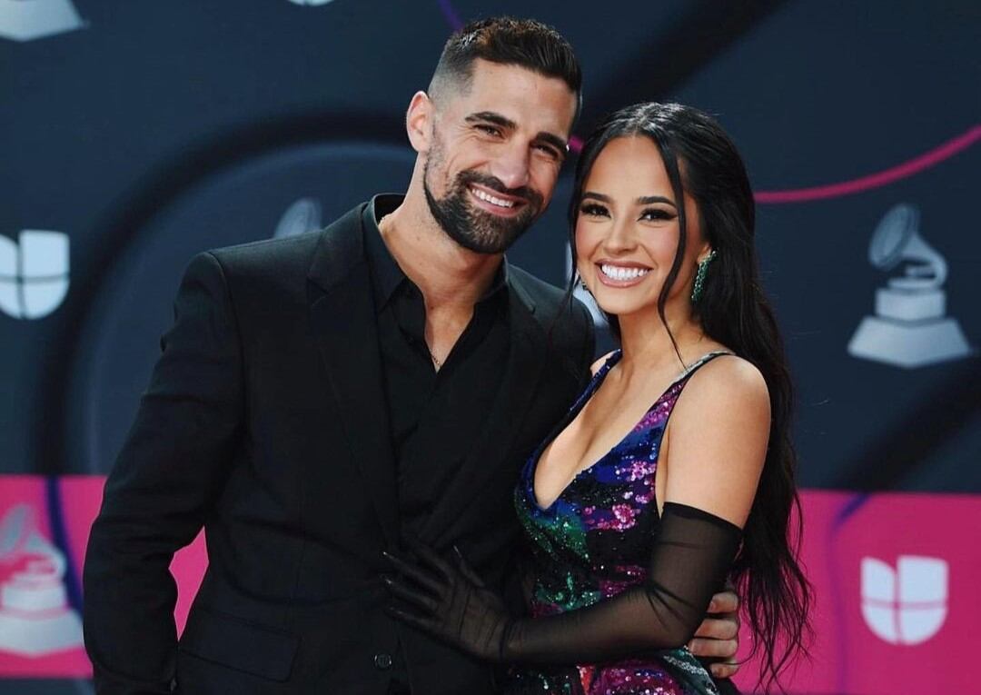 Becky G y Sebastian Lletget
