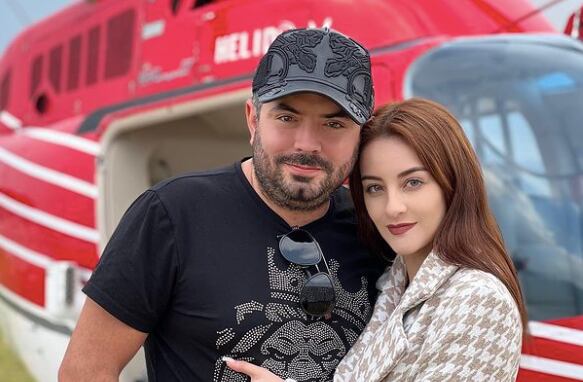 Eugenio Derbez y Paola Dalay