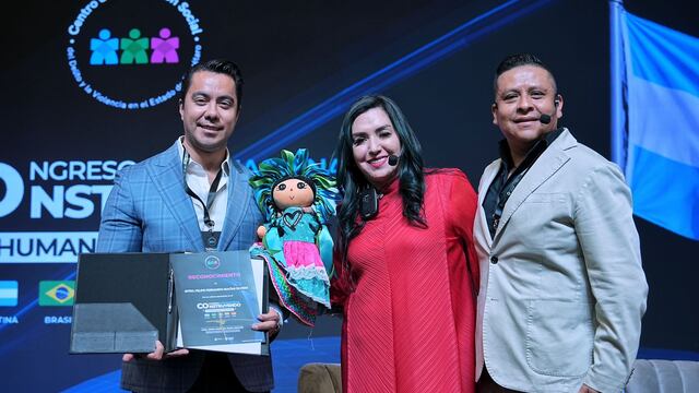 Felifer Macías presentó su modelo de seguridad para Querétaro