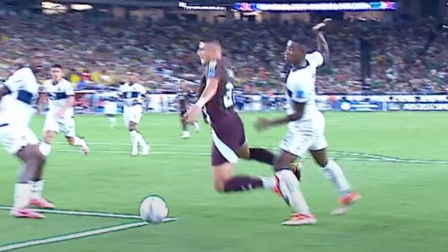 Revelan audios del VAR del Selección Mexicana vs Ecuador