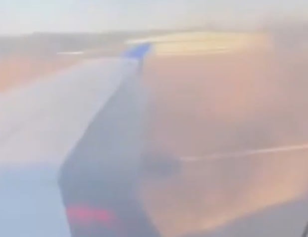 Evacuan vuelo de United Airlines de Houston a Nueva York; se incendió durante el despegue