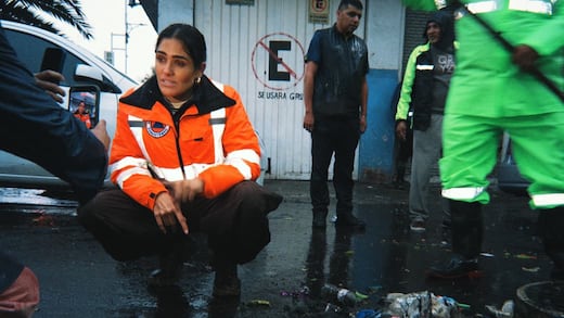 Alessandra Rojo de la Vega recorre zonas afectadas por lluvias en Cuauhtémoc
