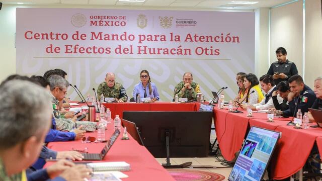 La gobernadora Evelyn Salgado encabeza la 59 sesión del Centro de Mando para la Atención de los Efectos del Huracán Otis
