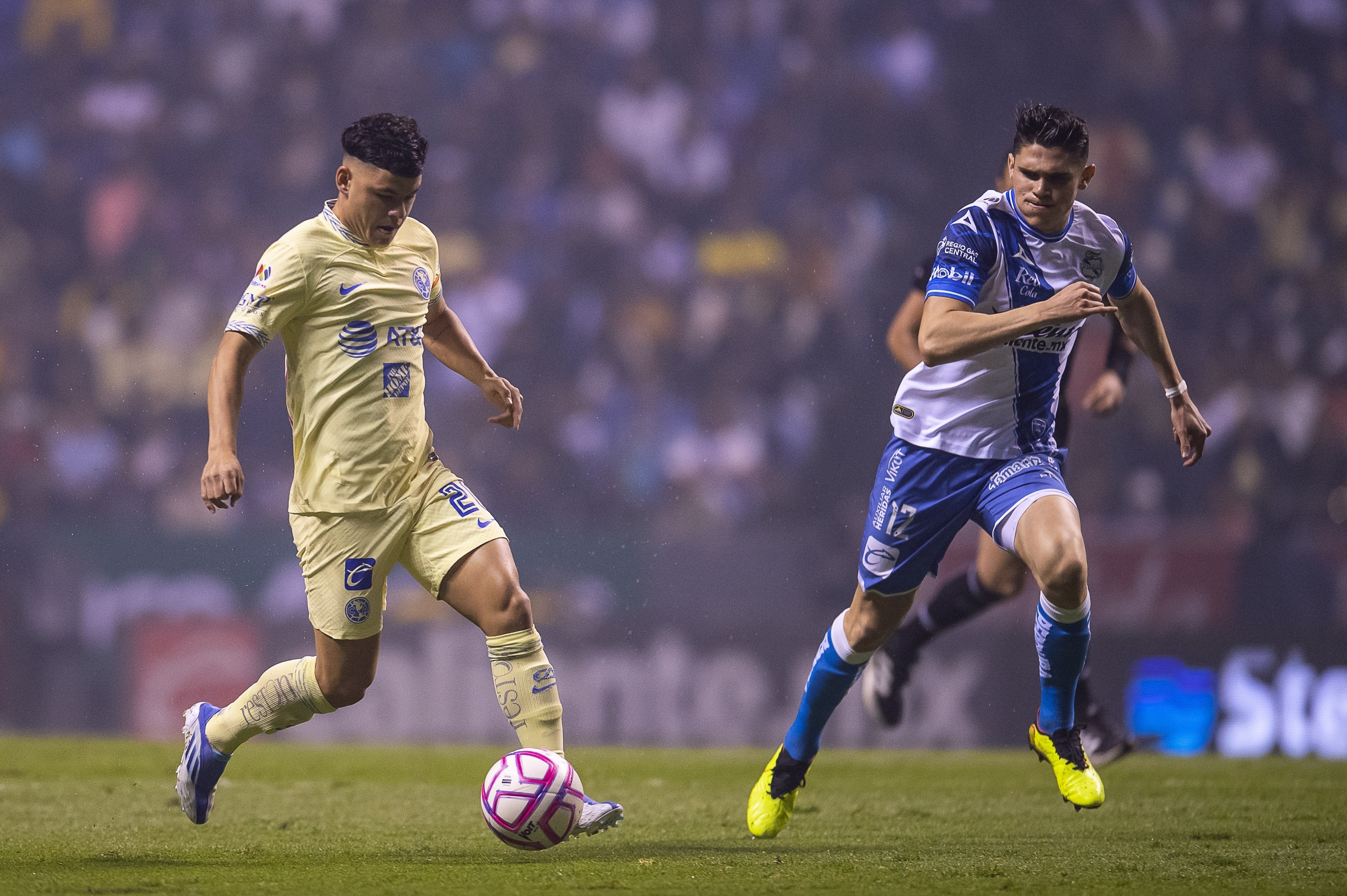 Israel Reyes parece que jugará en el América