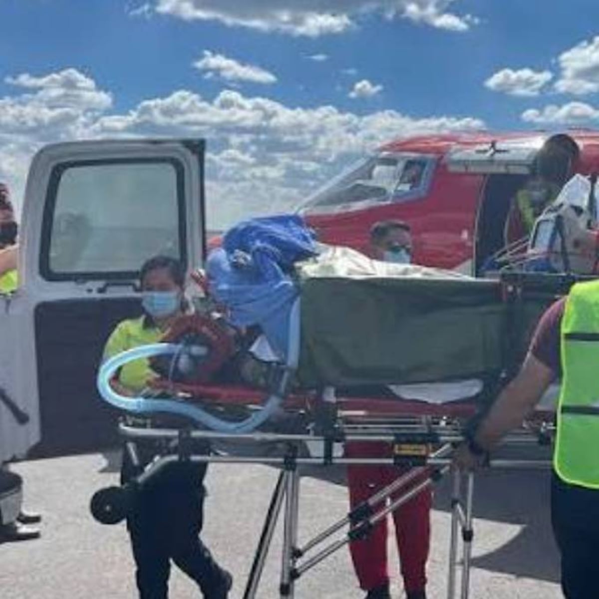 Fundación Michou y Mau confirma mejoría de Ximena tras explosión de Temascalcingo