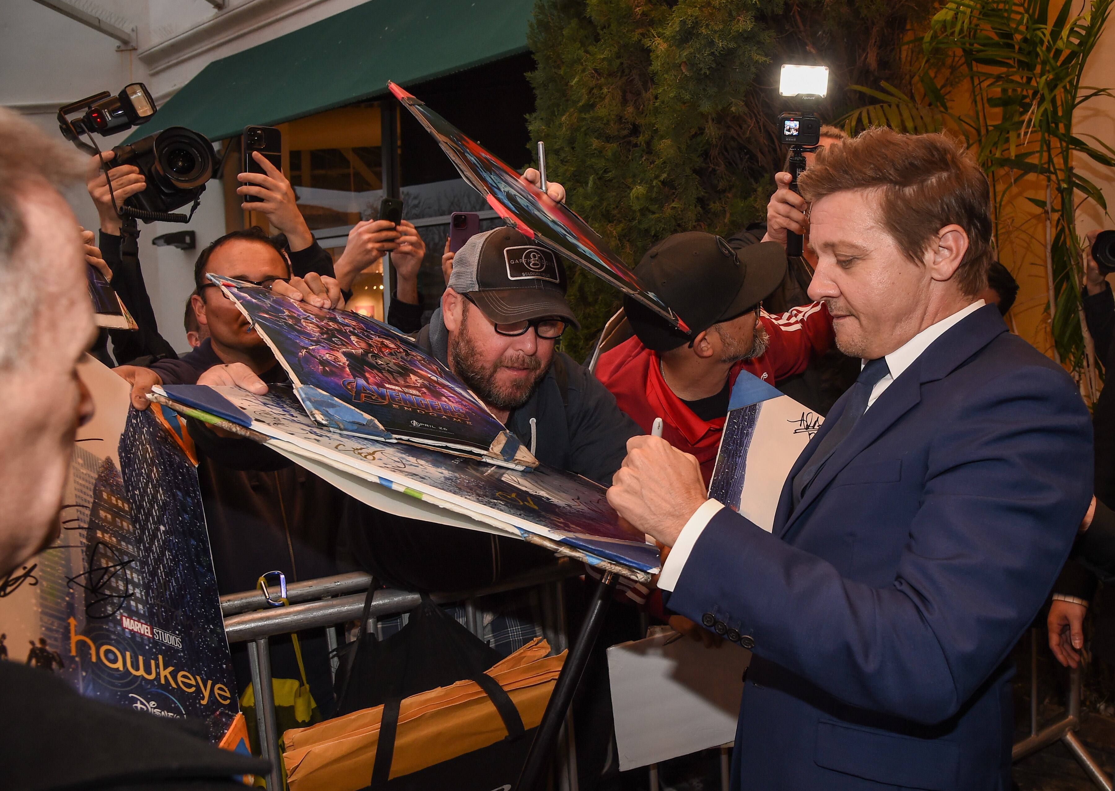 Jeremy Renner en la presentación de Rennervations