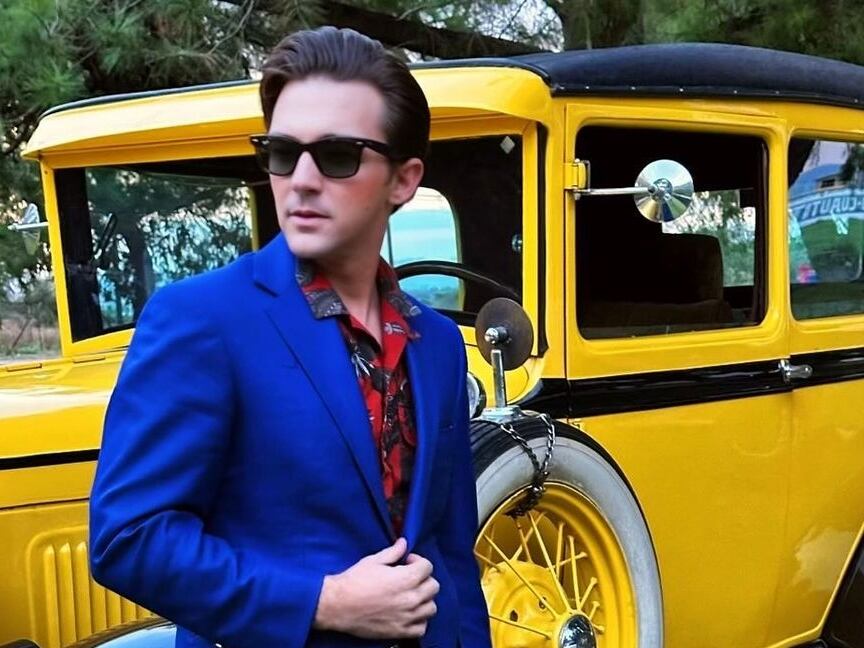 Drake Bell, cantante.