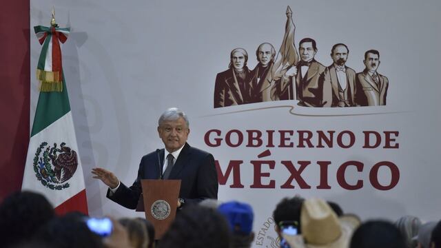 AMLO en conferencia de marzo de 2020.