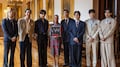 Sheinbaum recibe a BTS en Palacio Nacional; ARMYs se concentran en el Zócalo