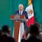 AMLO le pide permiso a Ricardo Anaya para tomarse una caguama