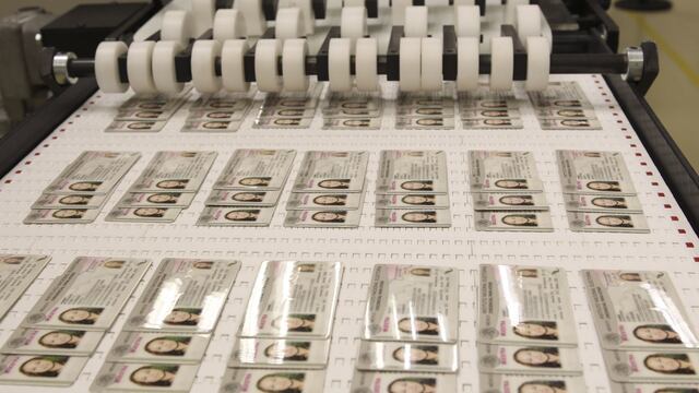 INE normaliza producción de credenciales para votar