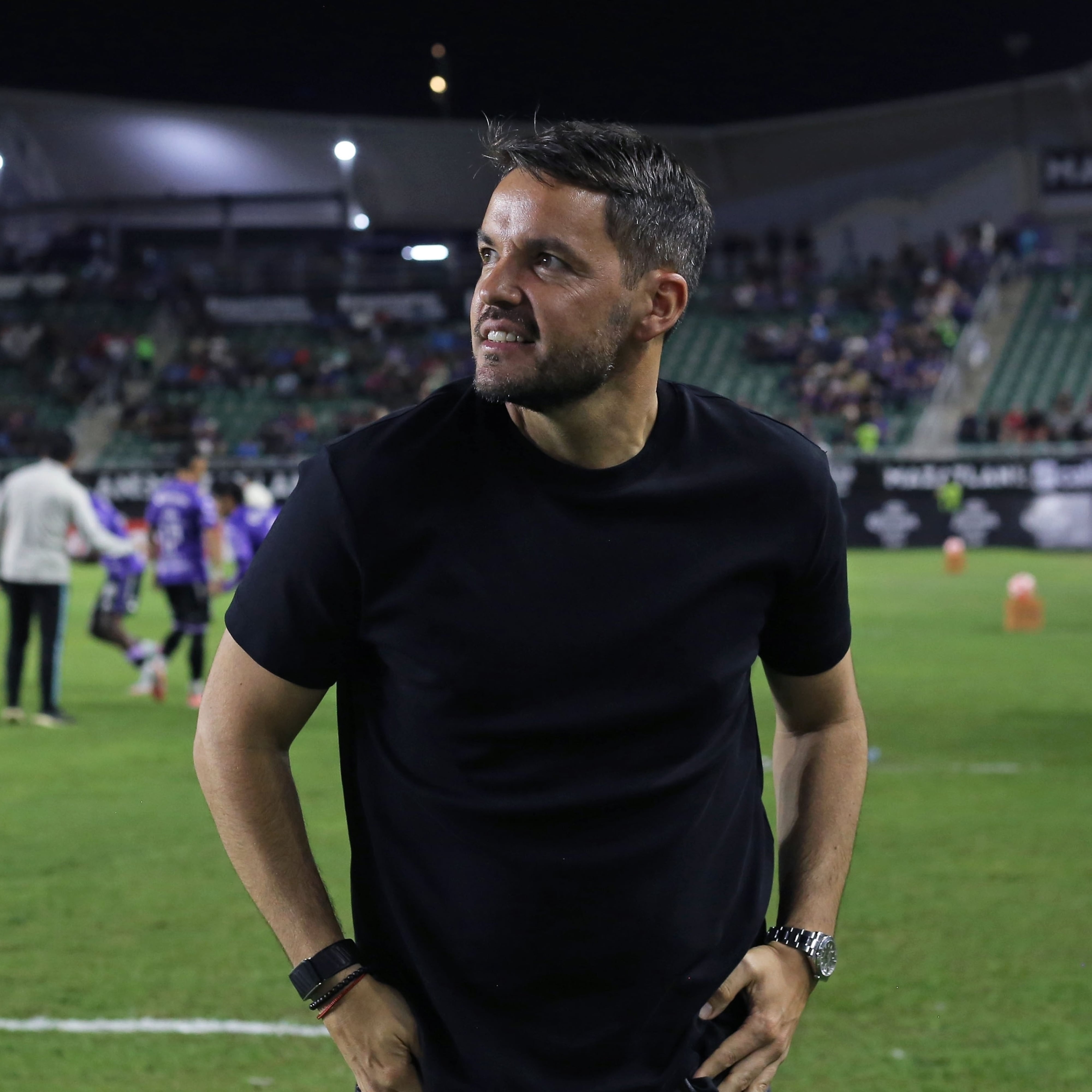 Reportan que Nicolás Larcamón habría amenazado a la árbitra Karen Díaz