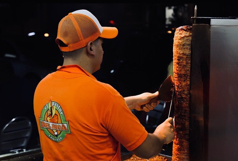 "Pastor del Rica", taquería del 'Canelo' Álvarez