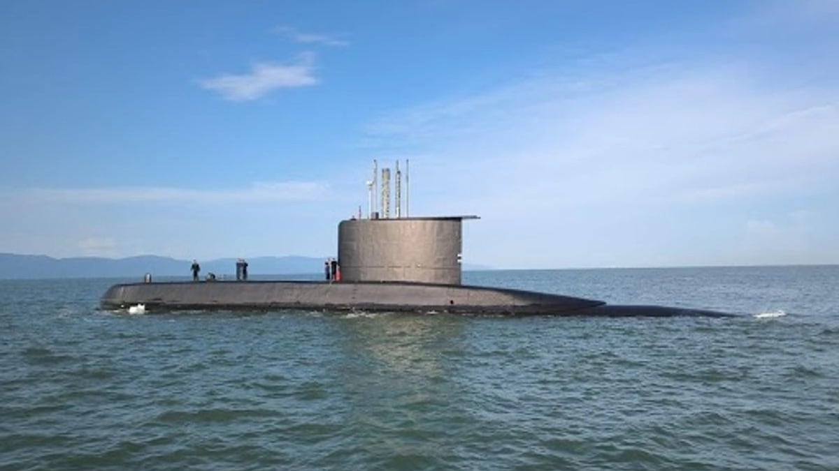 ¿Qué hace un submarino chileno en Puerto Vallarta? Esto sabemos
