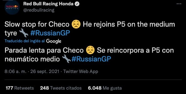 Checo Pérez tuvo una mala parada en el GP de Rusia