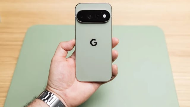 Google lleva el zoom del Pixel 11 Pro hasta 120x con ayuda de IA