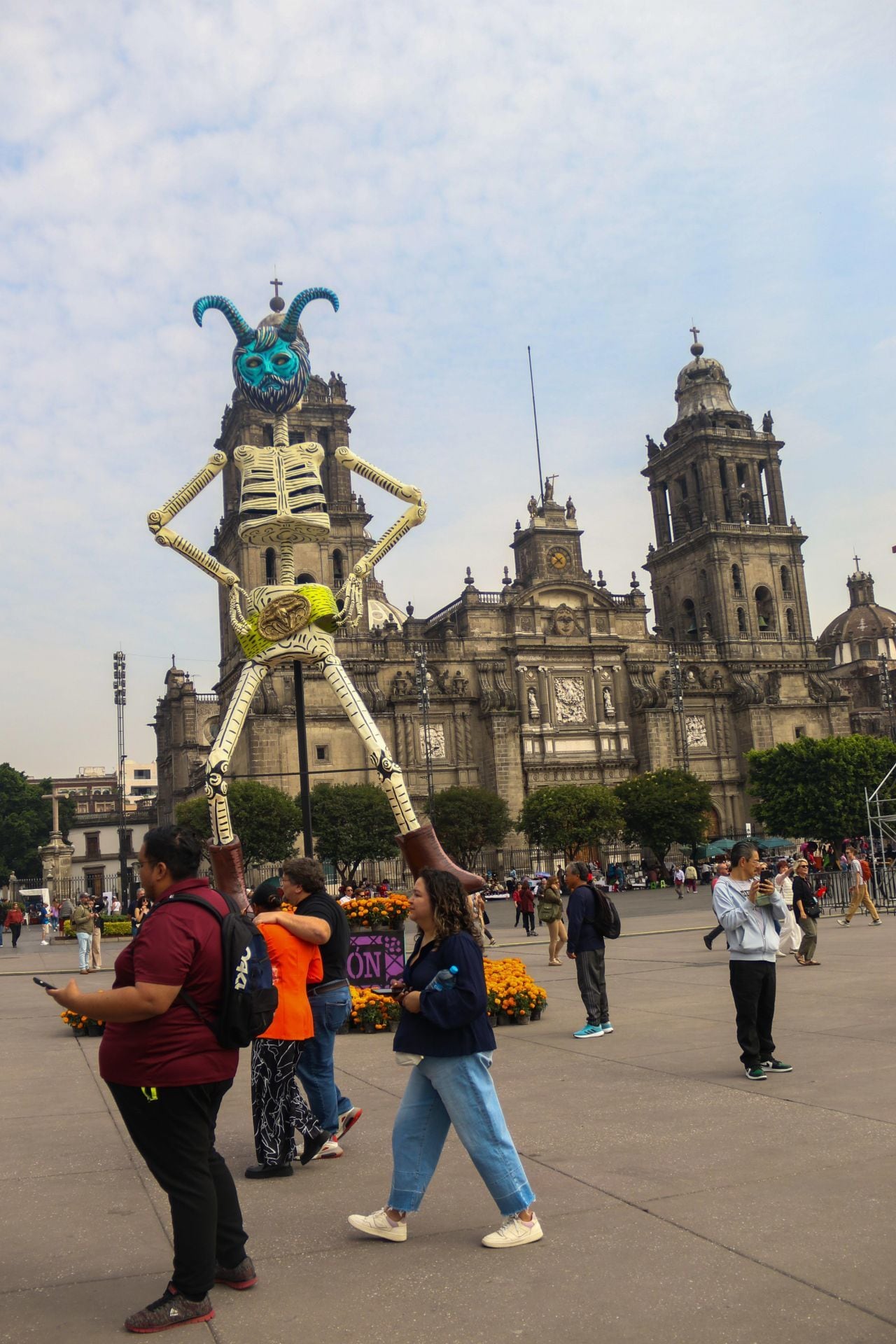 Mega ofrenda por el Día de Muertos en el Zócalo 2024