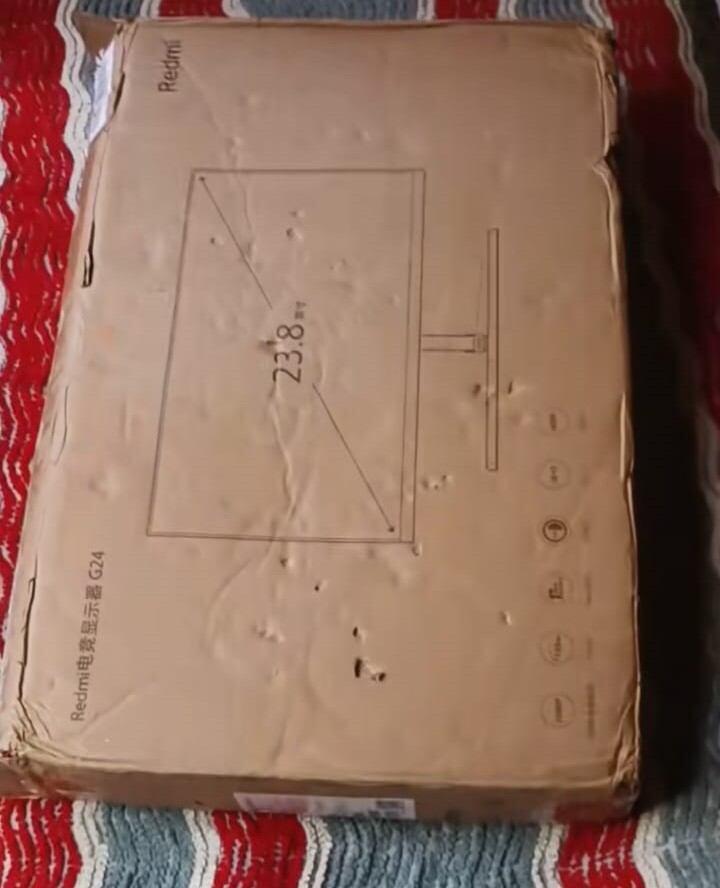 Compra monitor Xiaomi en Temu y ni él puede creer lo que le llegó en una caja maltratada