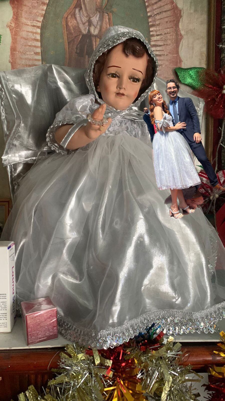 Memes por la joven que usó el mismo vestido de boda que un niño Dios