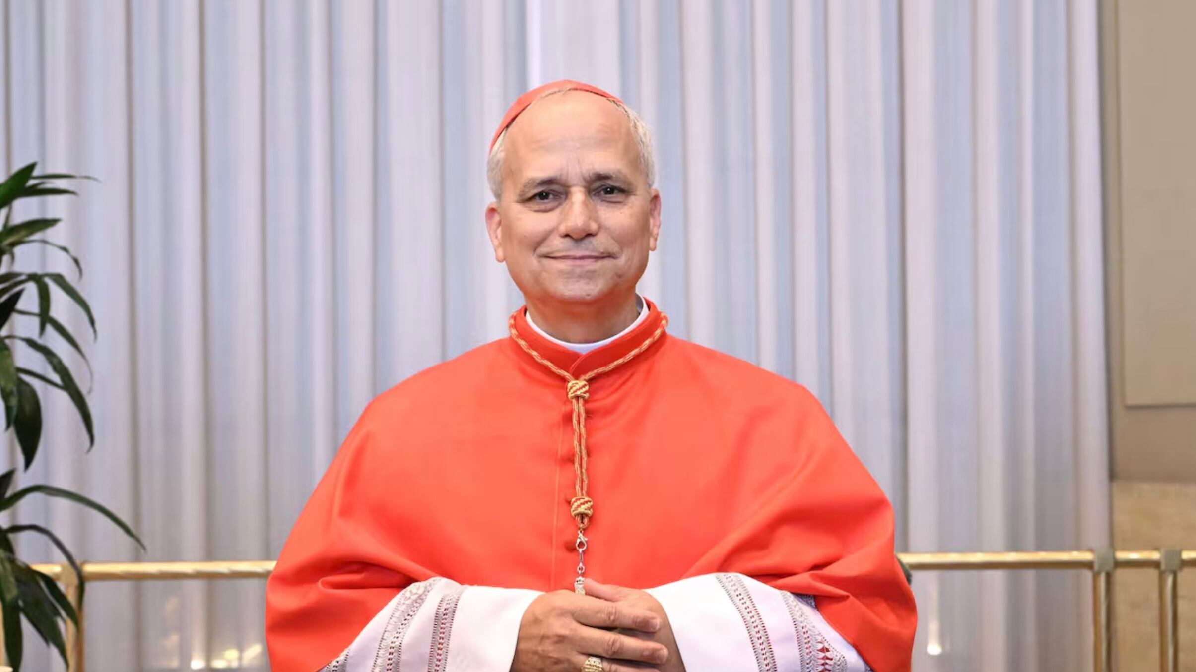 León XIV: Entre la espiritualidad y el poder global