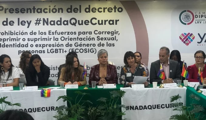 Presentación del decreto de ley "Nada que curar"