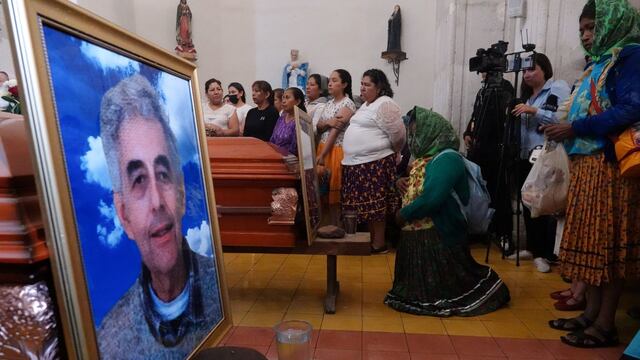 Último adiós a sacerdotes jesuitas asesinados en Cerocahui