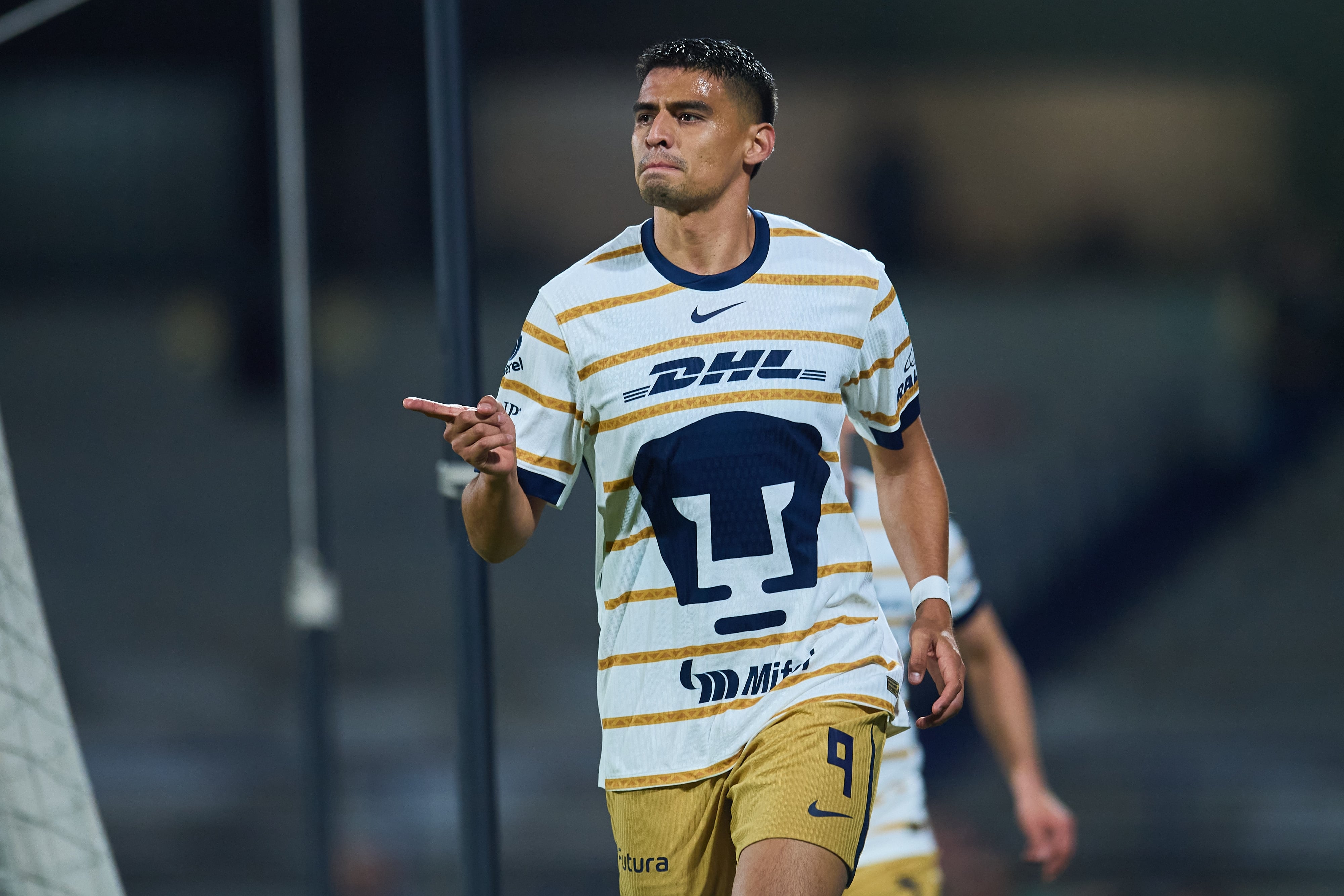 Memote Martínez en el Pumas vs Cavalry.