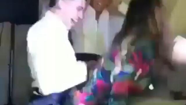 Video de maestra que perreó con un alumno