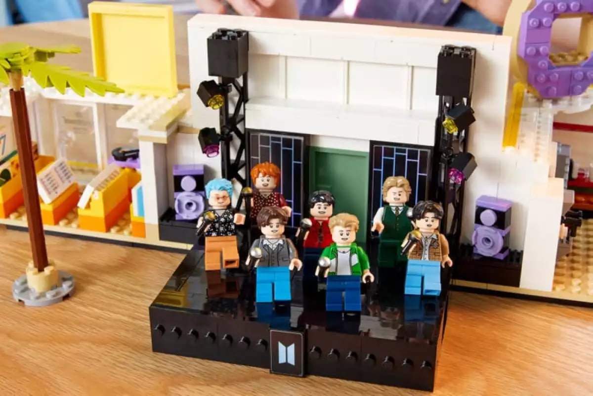LEGO BTS