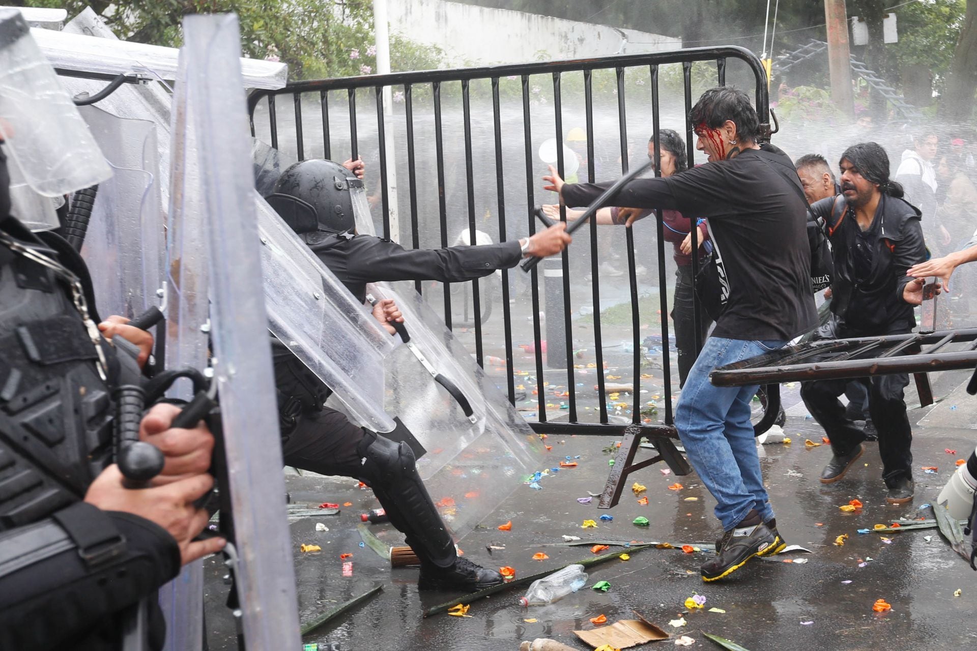 Protestas por agua limpia en Jalisco