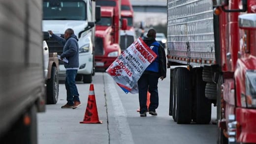 Transportistas y campesinos retomarían paro nacional en septiembre, anuncia David Estévez