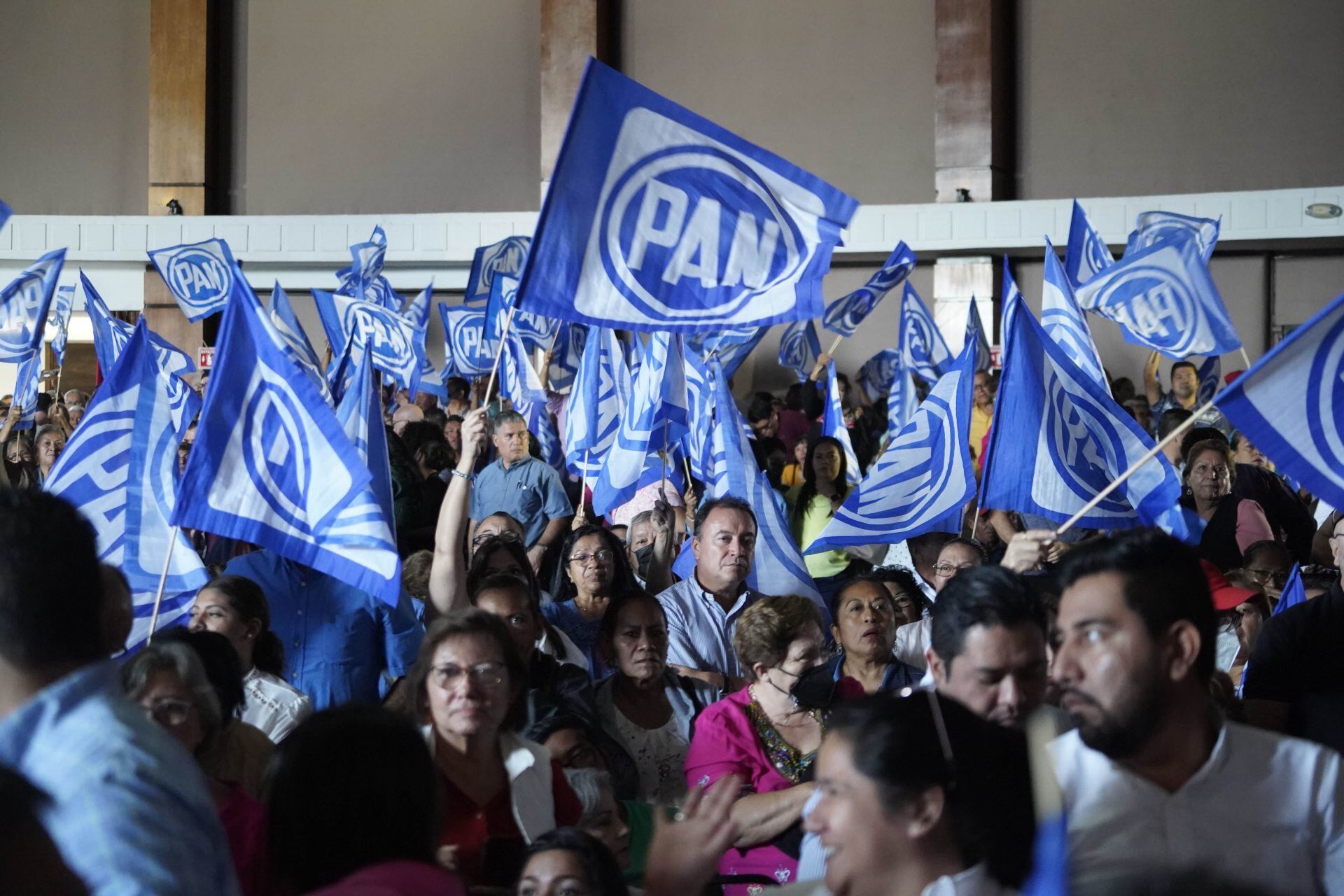 Militantes del PAN piden que una mujer ocupe su dirigencia nacional