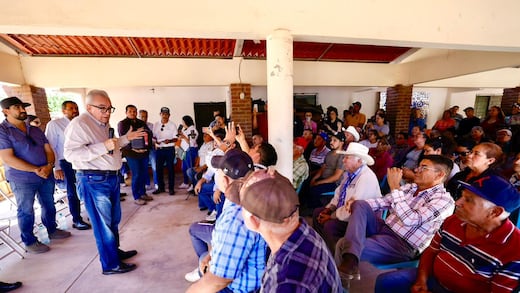 Rocha Moya logra acuerdo para comercializar 800 toneladas de frijol Yorimuni de Ahome