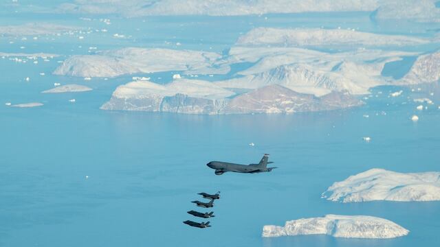 Aviones de Estados Unidos llegarán a Groenlandia en operativo militar