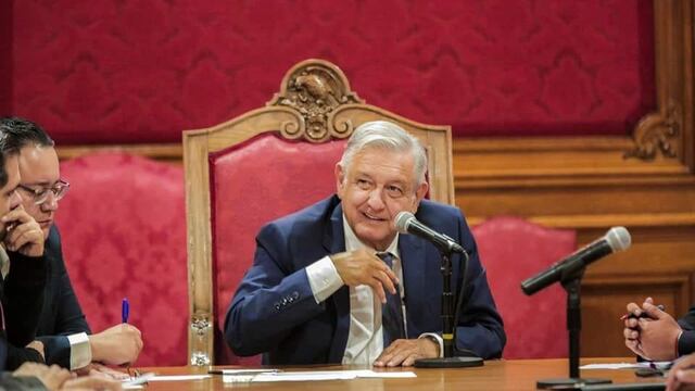 El presidente AMLO en su despacho de Palacio Nacional.