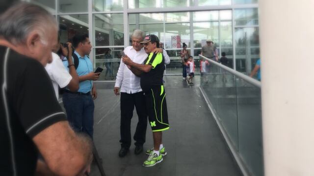 Andrés Manuel López Obrador de visita por Cancún