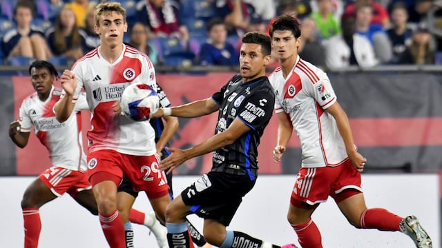 New England vs. Querétaro