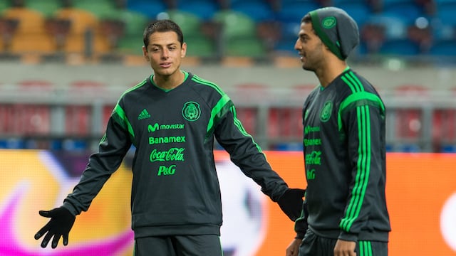 Carlos Vela - Chicharito Hernández