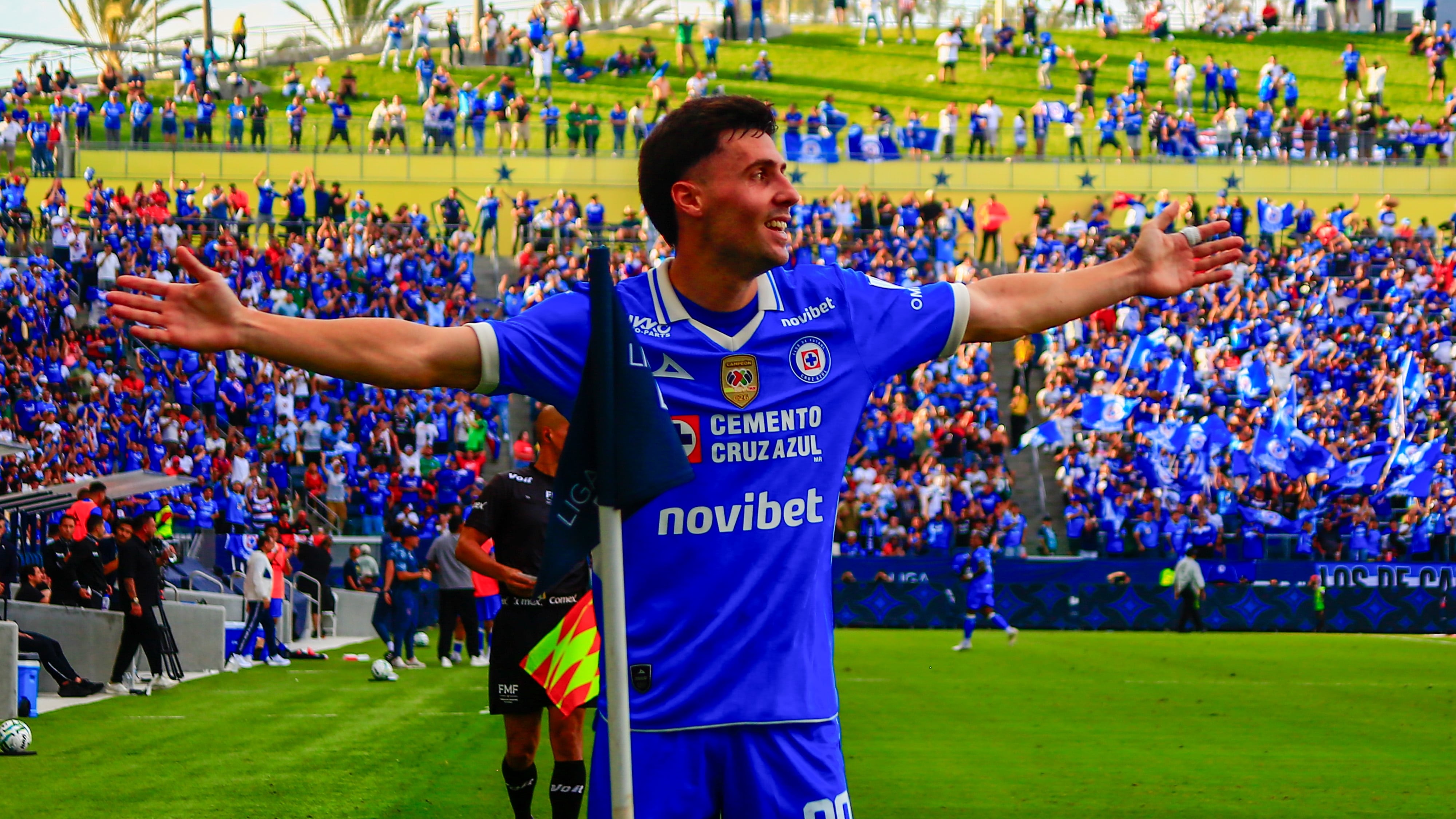 Cruz Azul supera a Toluca y se proclama Campeón de Campeones 2026