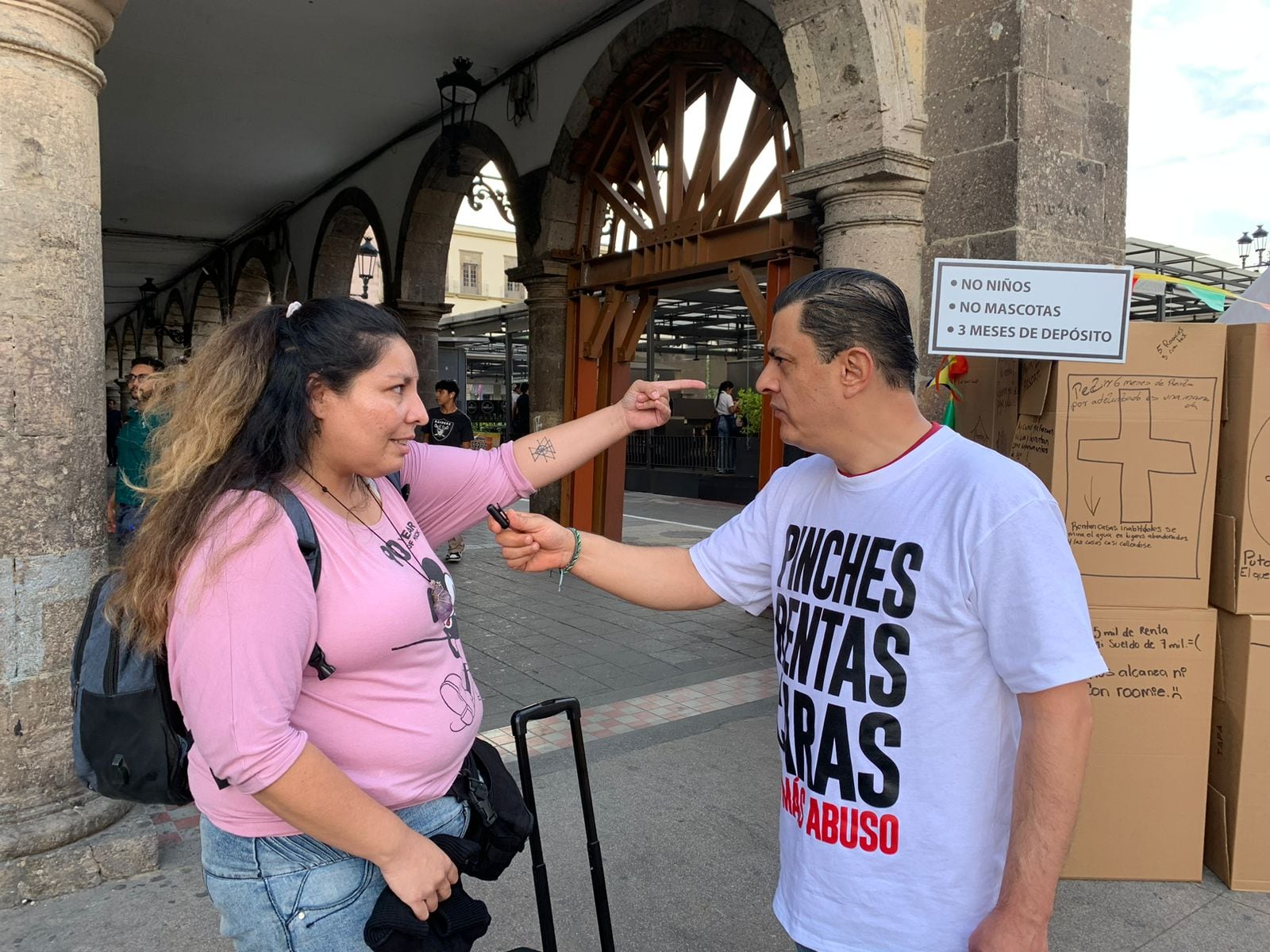 José María “Chema” Martínez encabeza protestas